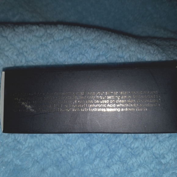 SAINT LUXE Setting Spray- 2.64 FL oz/ 75 ml BNIB - Picture 8 of 11